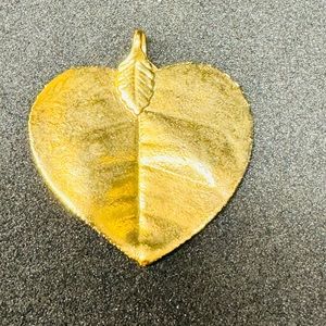 COPY - Beautiful leaf pendant. Dipped in real Gold.